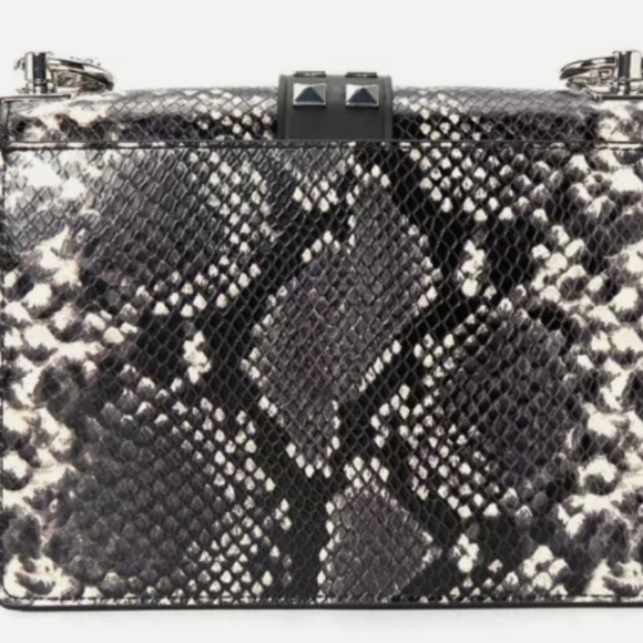 Michael kors MK Greenwich conv crossbody leather silver studs - Picture 3 of 7